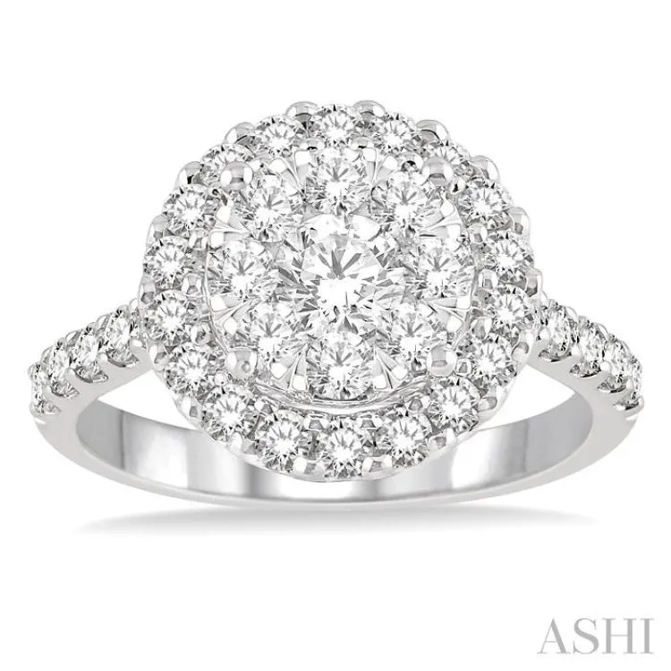 1 1/2 Ctw Round Shape Diamond Lovebright Ring in 14K White Gold