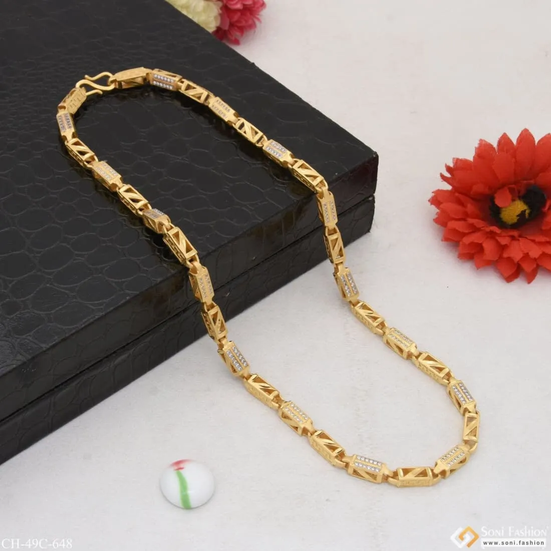 1 Gram Gold Plated Attention-Getting Design High Quality Chain for Men - Style C648