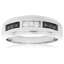 10ct White Gold Black and White Diamond Ring