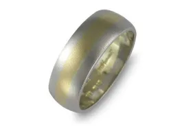 18t yellow gold and platinum wedding band