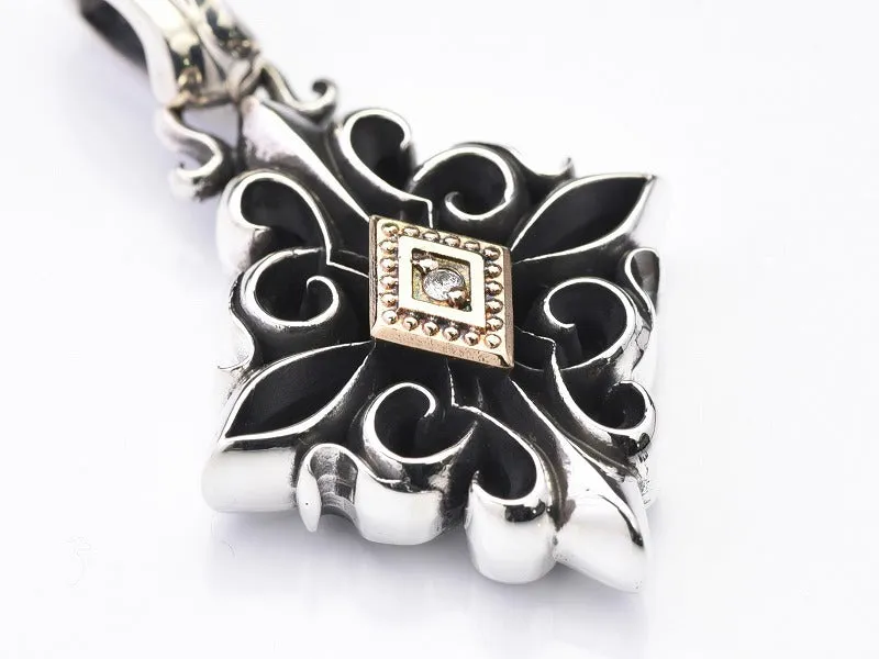 Diamond Shape Gate Pendant