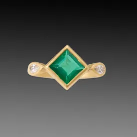 Faceted Emerald Ring With Teardrop Diamonds